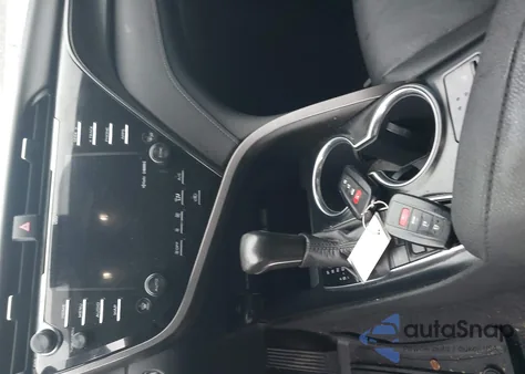 2019 Toyota Camry Xse z USA, uszkodzony, nr VIN 4T1B61HK9KU296274